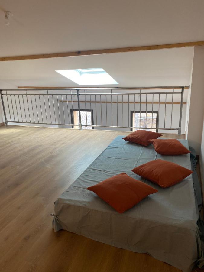 Appartements Neufs Avec Garages Dans Maison De Village Andance Exterior photo