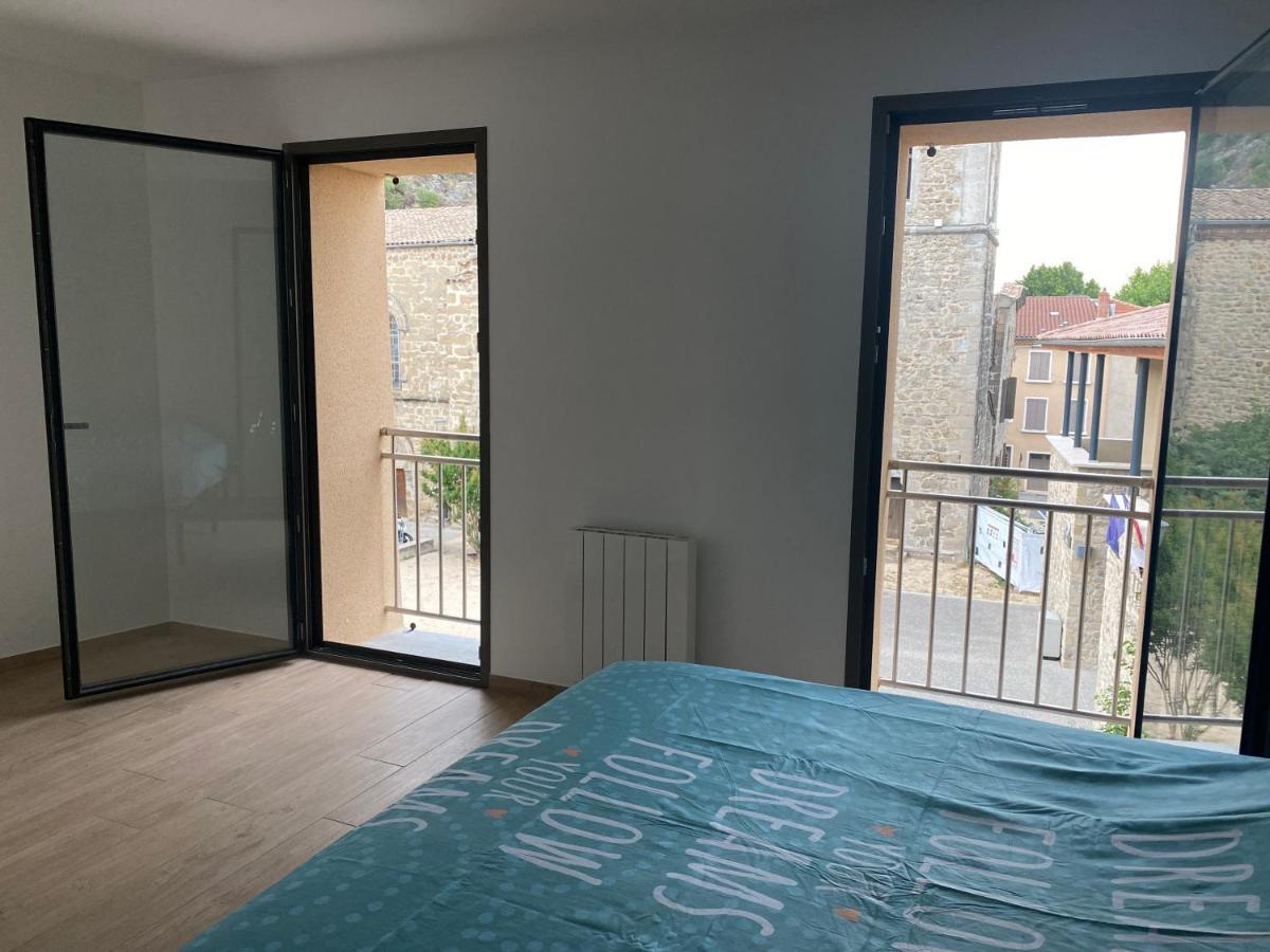 Appartements Neufs Avec Garages Dans Maison De Village Andance Exterior photo