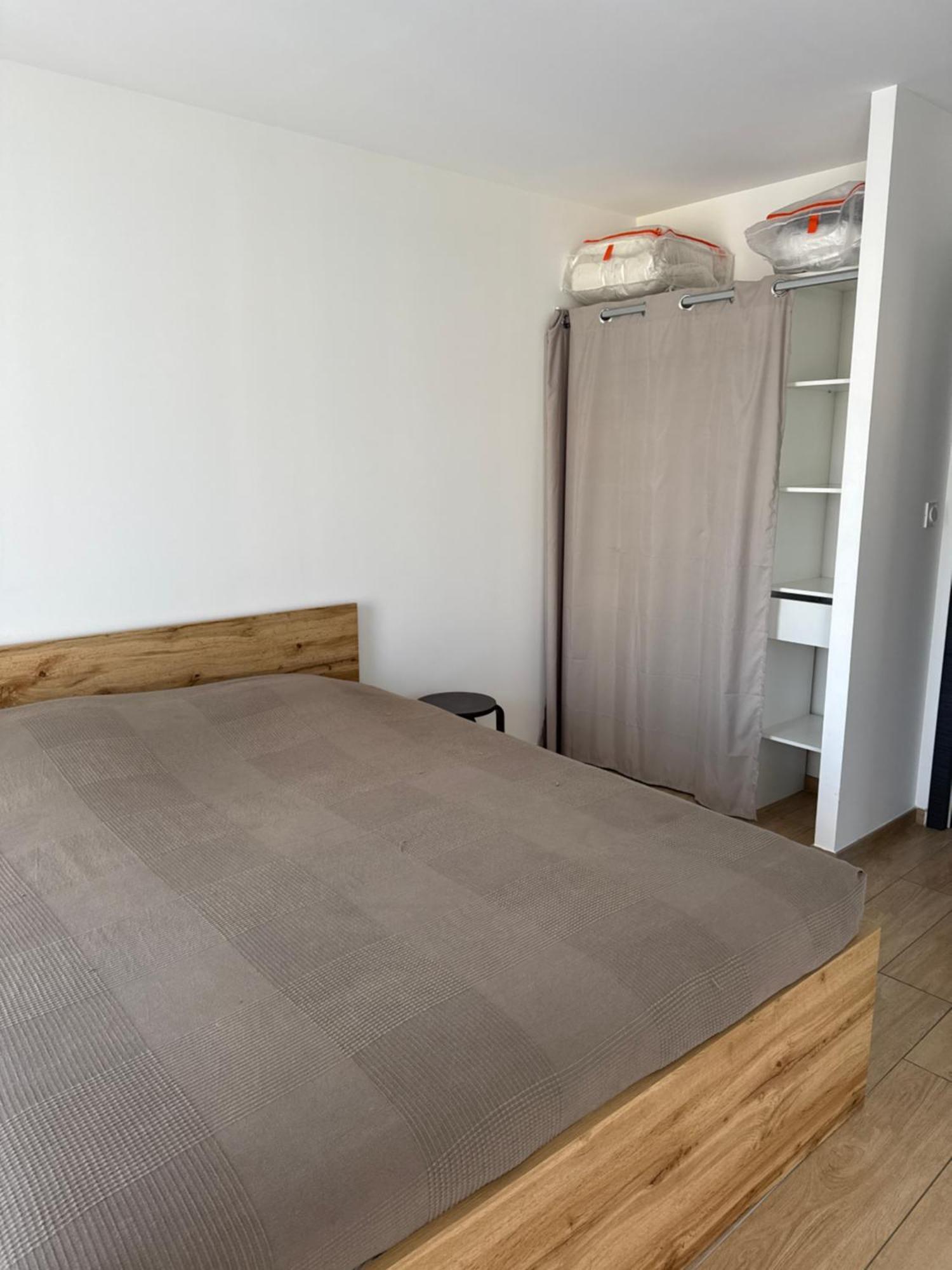 Appartements Neufs Avec Garages Dans Maison De Village Andance Exterior photo